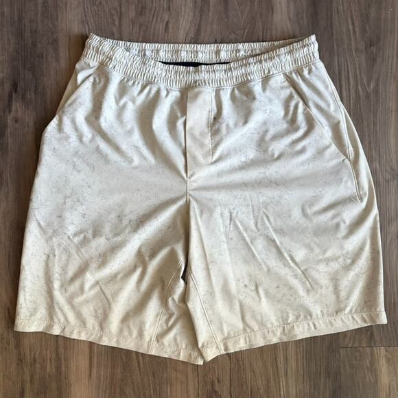 Lululemon Pace Breaker Shorts Men's Size L Large 9" Inseam White Marbled Lined - Picture 1 of 5